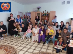 Сотрудники Госавтоинспекции Альметьевска продолжают принимать участие в родительских собраниях