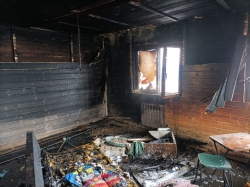 В селе Тайсуганово Альметьевского района загорелся частный дом